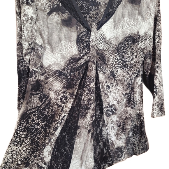 Alfani Black and White Patterned Top M - Picture 3 of 4